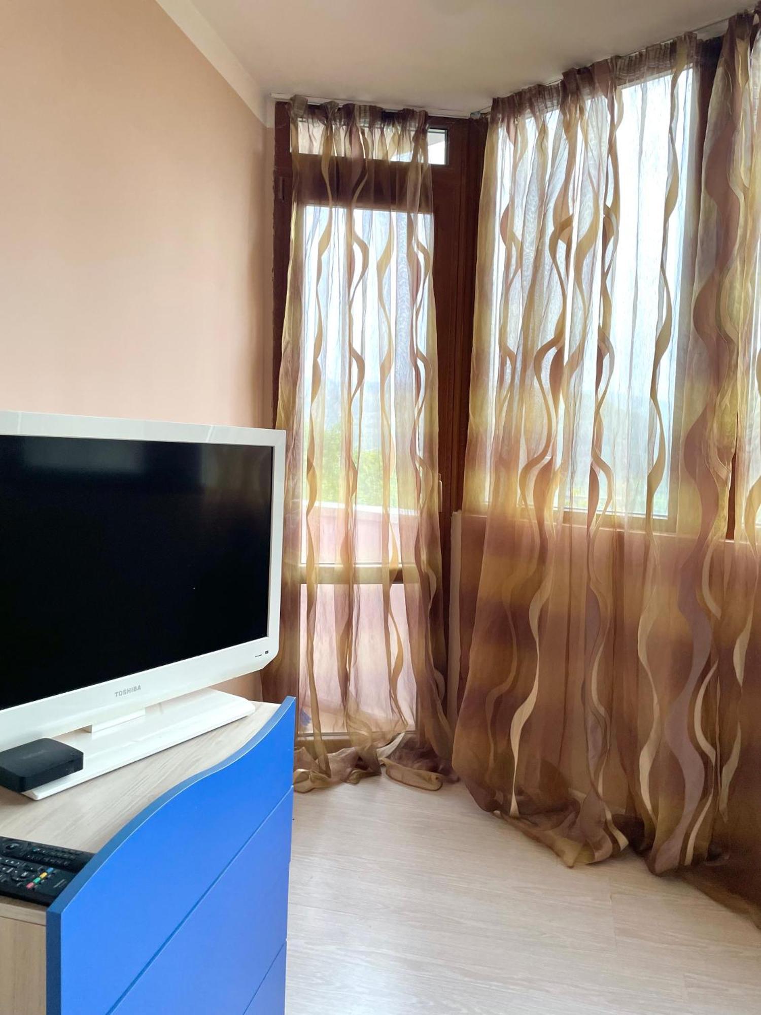 Апартамент "Скален Венец" Veliko Tărnovo Exteriör bild